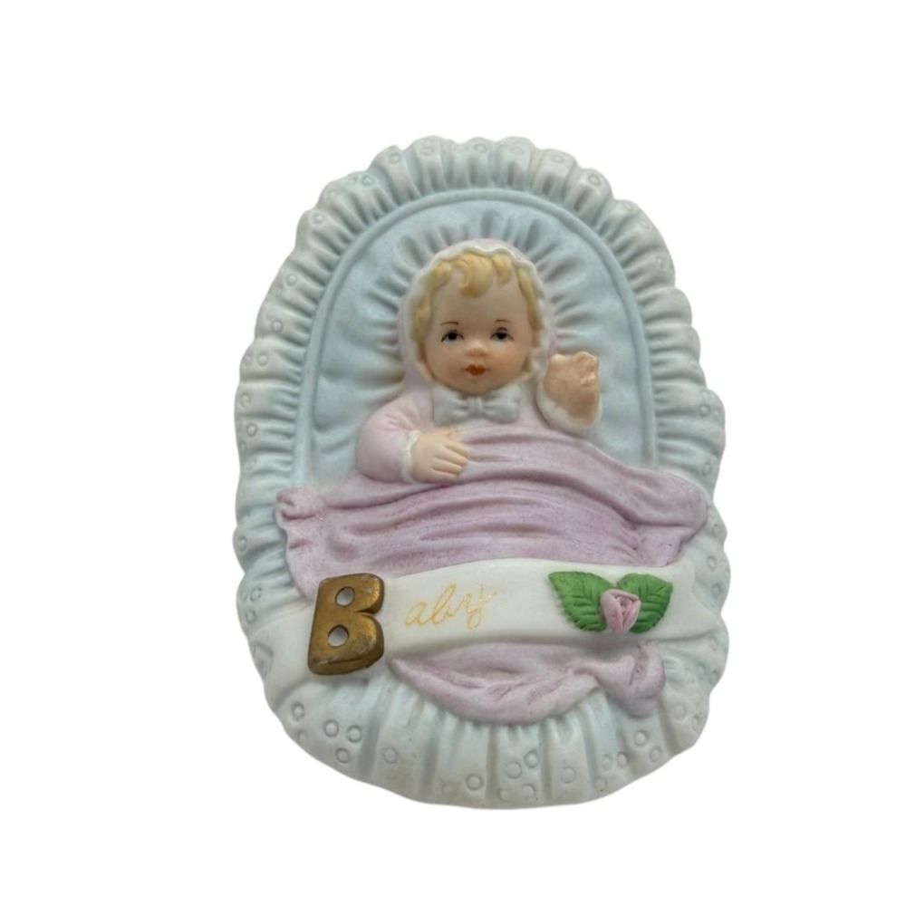 Vintage Enesco Baby Figurine 1983 Sleeping Infant‎ Cradle Nursery Decor